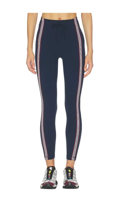 Groove High-Rise Tight Groove High-Rise Tight