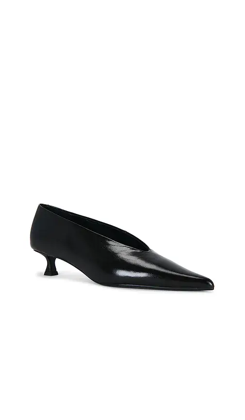 Tony Bianco Cherry Pump | Thumbnail 2