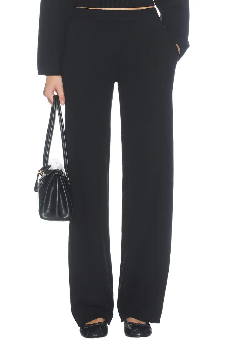 Liza Pant Liza Pant