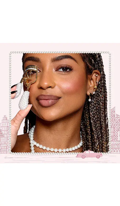 tarte Pretty | Thumbnail 2 tarte Pretty | Thumbnail 2