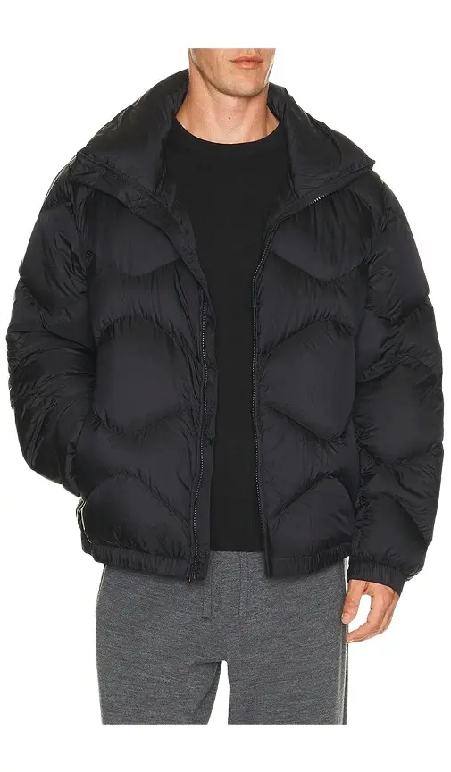 lululemon Featherweight Stand Neck Quilted Puffer Jacket