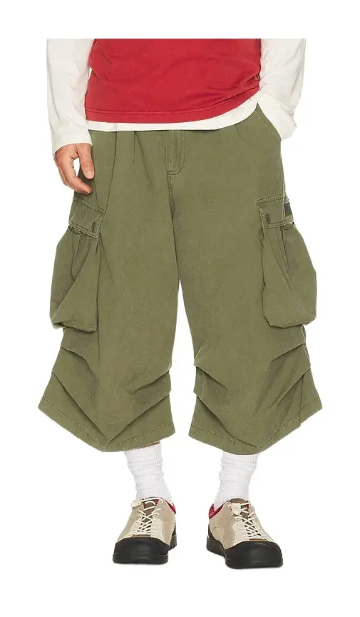 Strike Oil Oversized Cargo Shorts