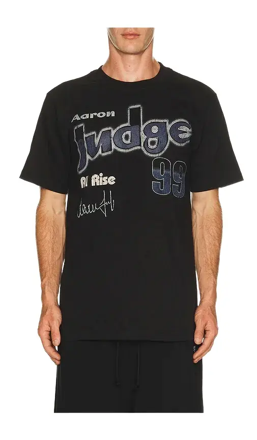 BIOWORLD Mlbpa Aaron Judge Vintage Helmet Tee