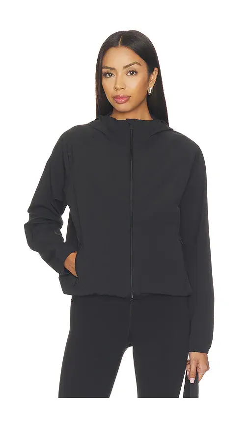 Vuori Renew Trainer Shell Jacket | Thumbnail 2 Vuori Renew Trainer Shell Jacket | Thumbnail 2