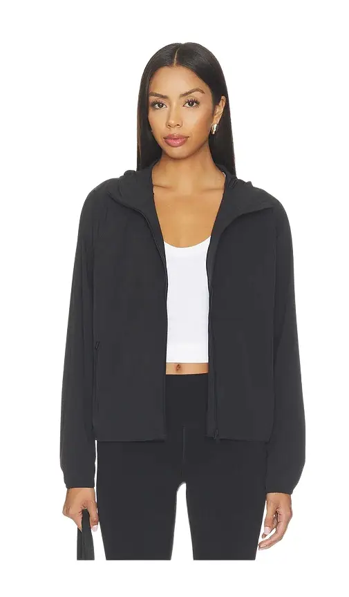 Vuori Renew Trainer Shell Jacket