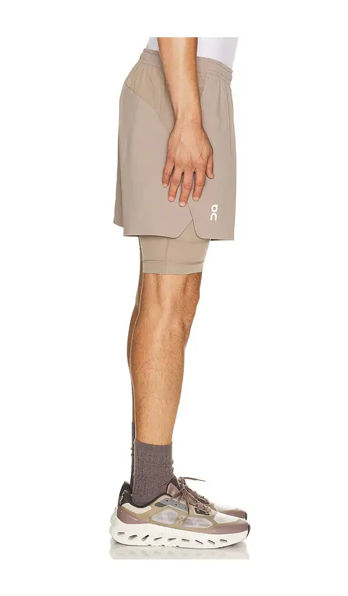 ON Train 2-In-1 Shorts | Thumbnail 2 ON Train 2-In-1 Shorts | Thumbnail 2
