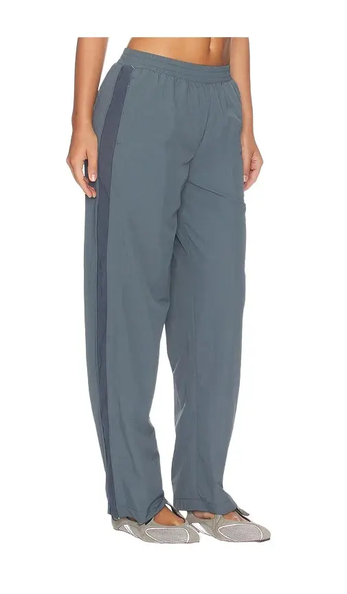 WellBeing + BeingWell WellBeing + BeingWell Jillian Pant