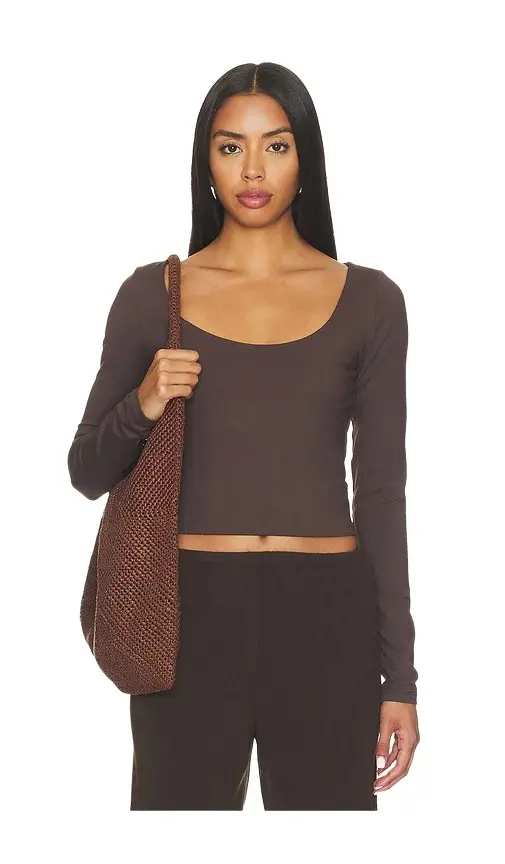 Essential Scoop Front Long Sleeve Top