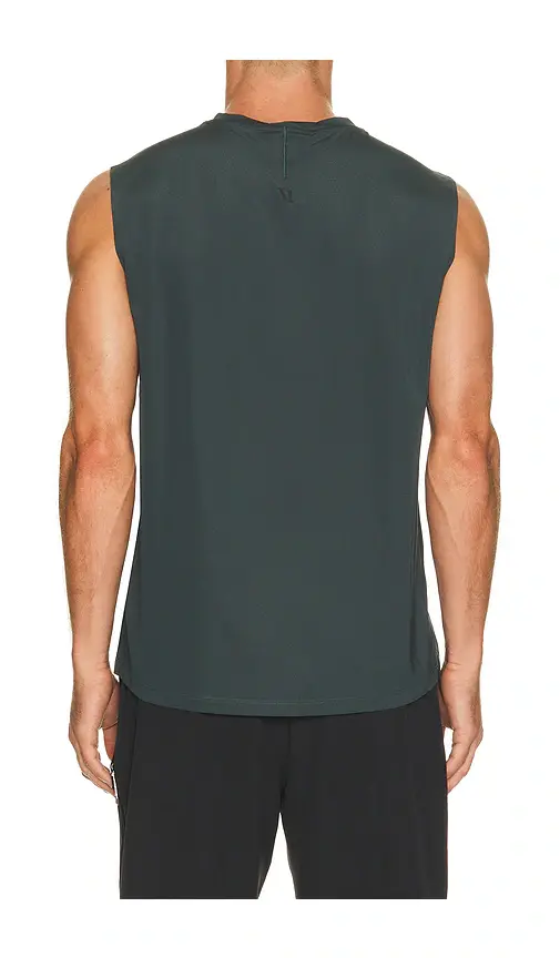 Vuori Viewpoint Muscle Tank 2.0 | Thumbnail 2 Vuori Viewpoint Muscle Tank 2.0 | Thumbnail 2