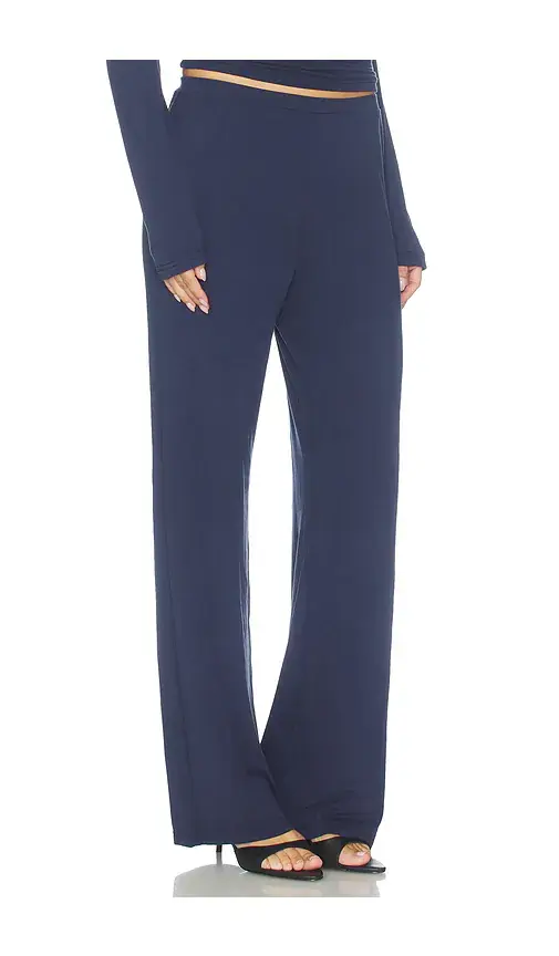 MADISON THE LABEL Ari Pants | Thumbnail 2 MADISON THE LABEL Ari Pants | Thumbnail 2