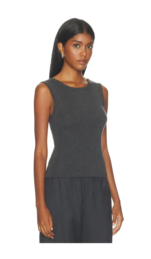 VIR VITA Iris Scoop Back Tank | Thumbnail 2