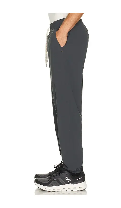 Vuori Kore Lined 28 Jogger | Thumbnail 2 Vuori Kore Lined 28 Jogger | Thumbnail 2