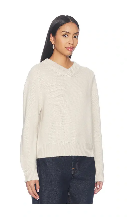 Soft Goat Chunky V-neck Sweater | Thumbnail 2 Soft Goat Chunky V-neck Sweater | Thumbnail 2