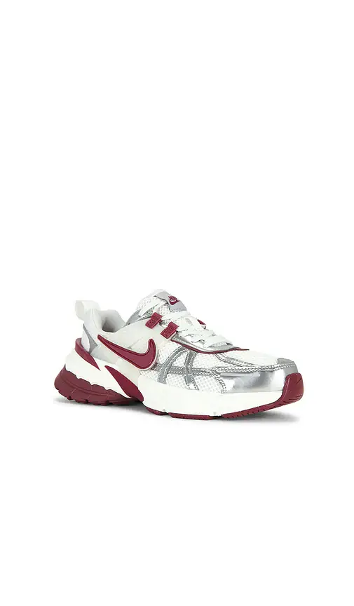 Nike V2k Run Sneaker | Thumbnail 2 Nike V2k Run Sneaker | Thumbnail 2