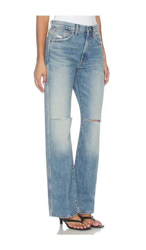 Madewell Relaxed Bootcut Jeans | Thumbnail 2 Madewell Relaxed Bootcut Jeans | Thumbnail 2