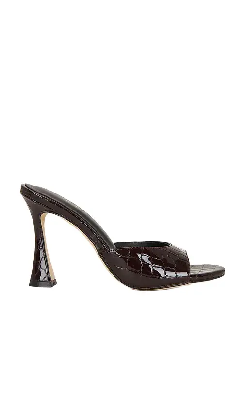 Avery V Mule Avery V Mule