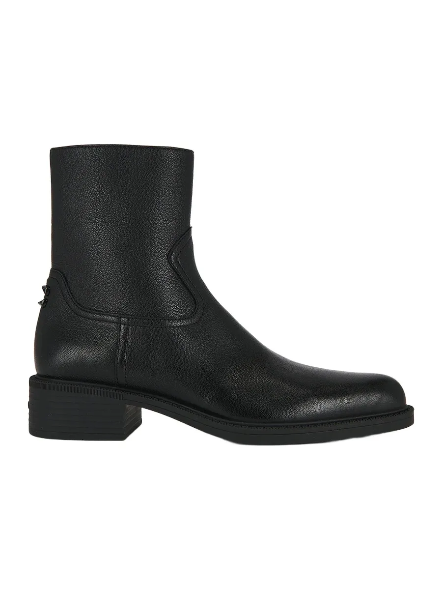Sculpted C Pointed Toe Bootie Sculpted C Pointed Toe Bootie