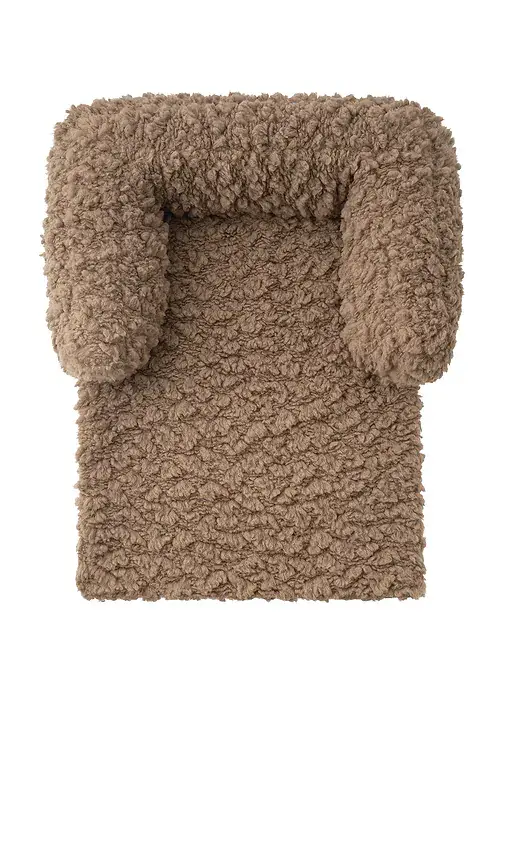 UGG Home Small Shira Pet Sofa | Thumbnail 2 UGG Home Small Shira Pet Sofa | Thumbnail 2
