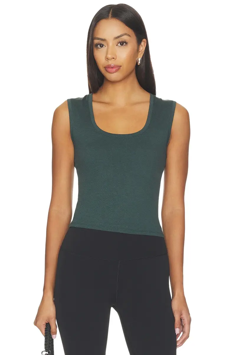 Vuori Halo Essential Scoop Tank Top