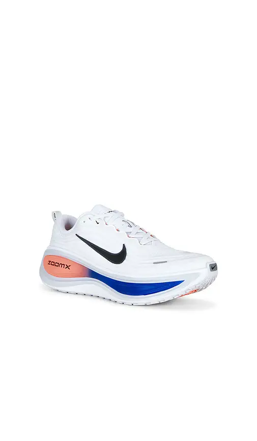 Nike Vomero Plus | Thumbnail 2 Nike Vomero Plus | Thumbnail 2