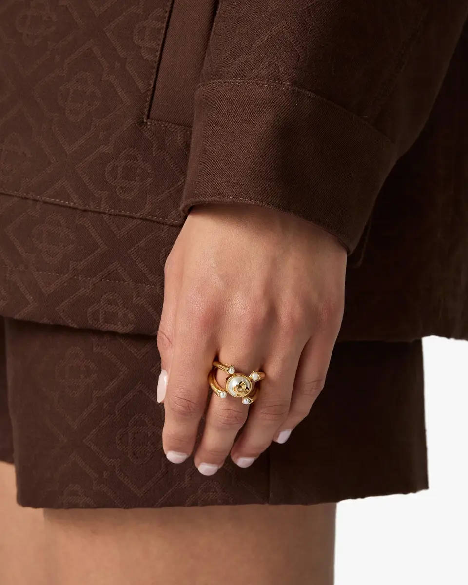 Casablanca Gold & White Lotus Pearl Ring | Thumbnail 2 Casablanca Gold & White Lotus Pearl Ring | Thumbnail 2