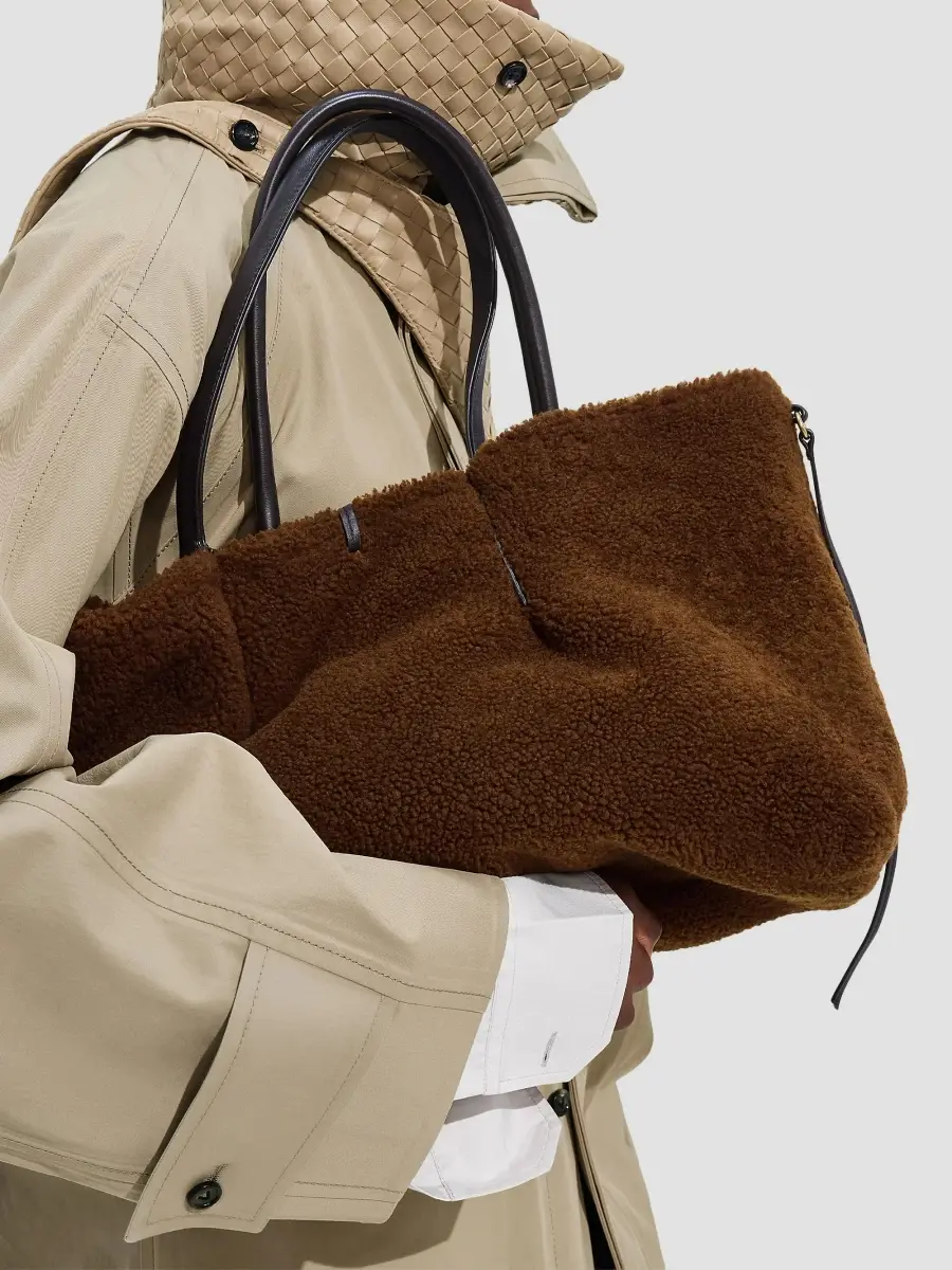 Bottega Veneta Women's Large Pinacoteca Intrecciato Suede & Shearling Tote Bag | Thumbnail 7