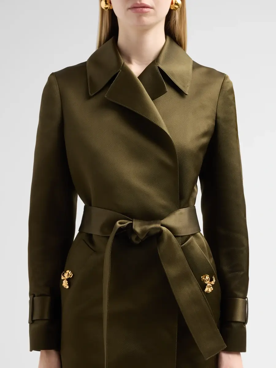 Oscar de la Renta Women's Brooch Silk Satin Gabardine Wrap Coat | Thumbnail 5