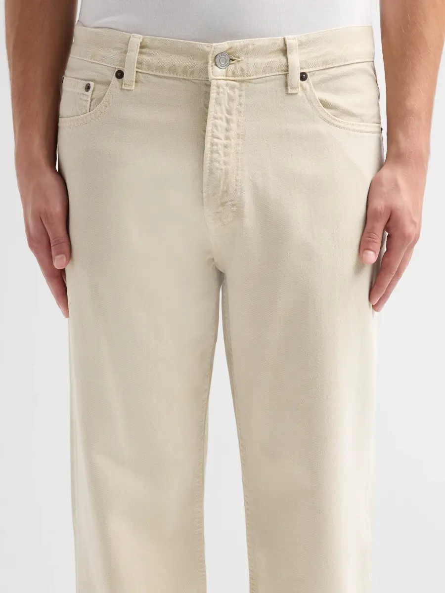 Frame Men's Relaxed Straight Jeans | Thumbnail 5 Frame Men's Relaxed Straight Jeans | Thumbnail 5
