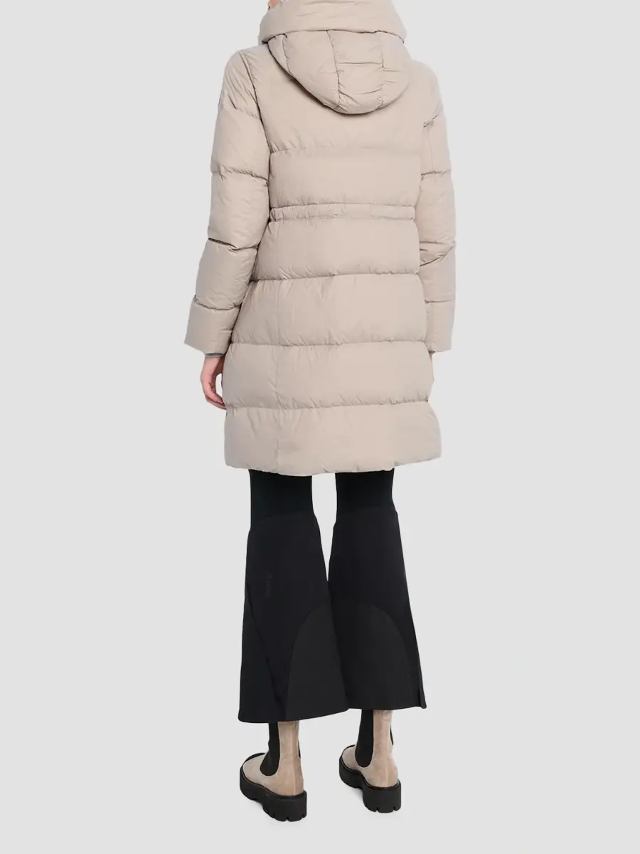 Canada Goose Women's Montgomery Hooded Down Coat | Thumbnail 3 Canada Goose Women's Montgomery Hooded Down Coat | Thumbnail 3
