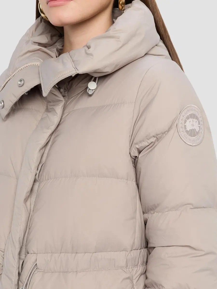 Canada Goose Women's Montgomery Hooded Down Coat | Thumbnail 5 Canada Goose Women's Montgomery Hooded Down Coat | Thumbnail 5