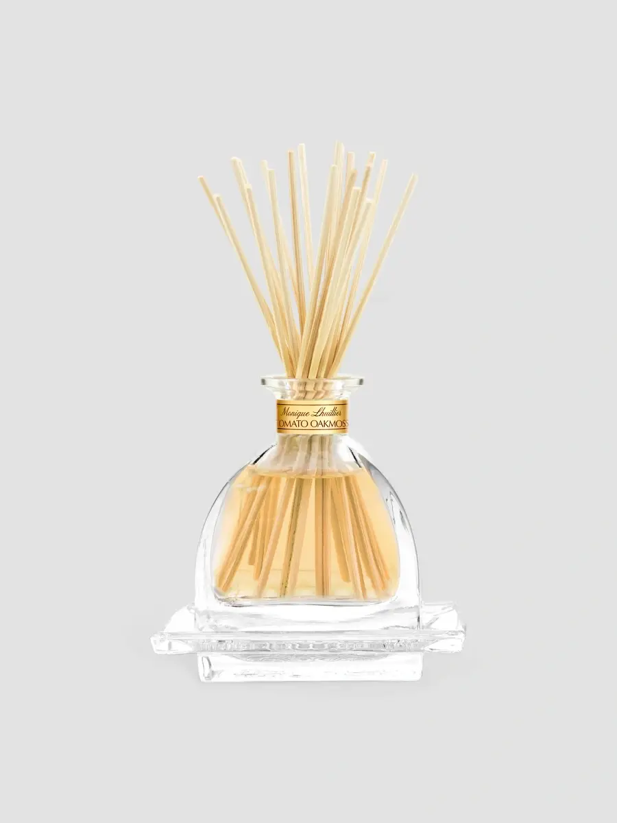 Agraria Tomato Oakmoss 4-Piece PetiteEssence Diffuser Set | Thumbnail 3