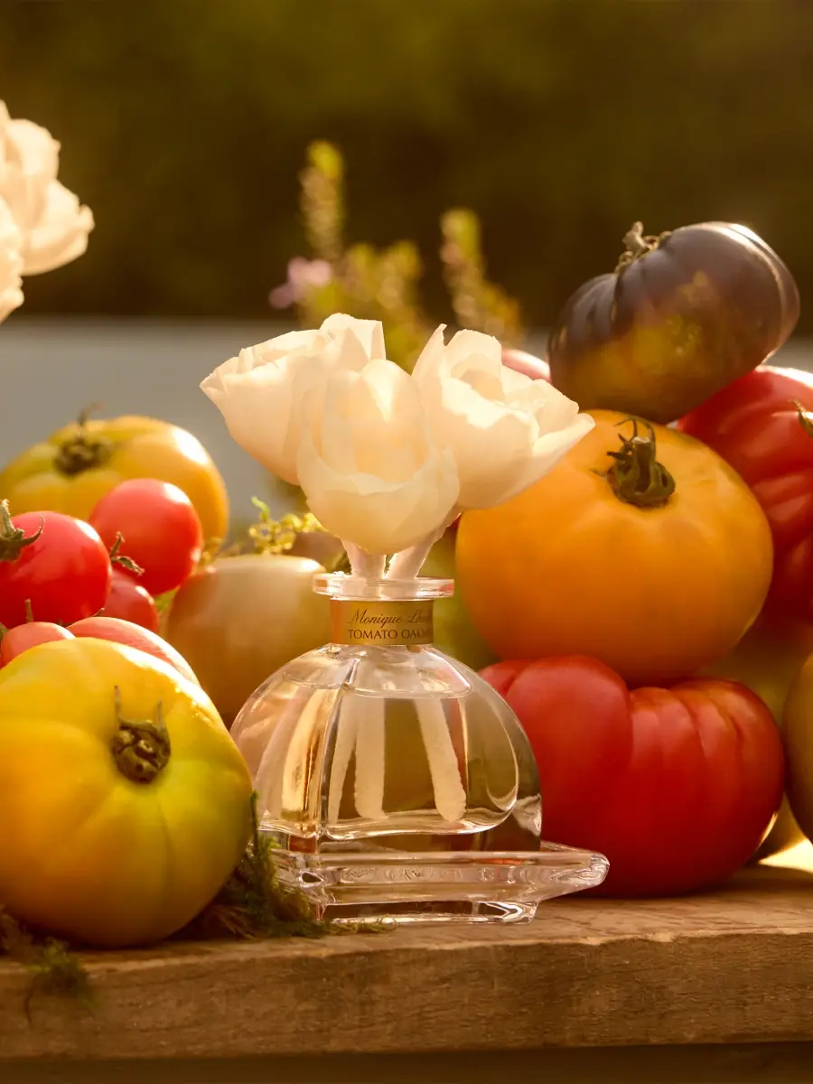 Agraria Tomato Oakmoss 4-Piece PetiteEssence Diffuser Set | Thumbnail 4