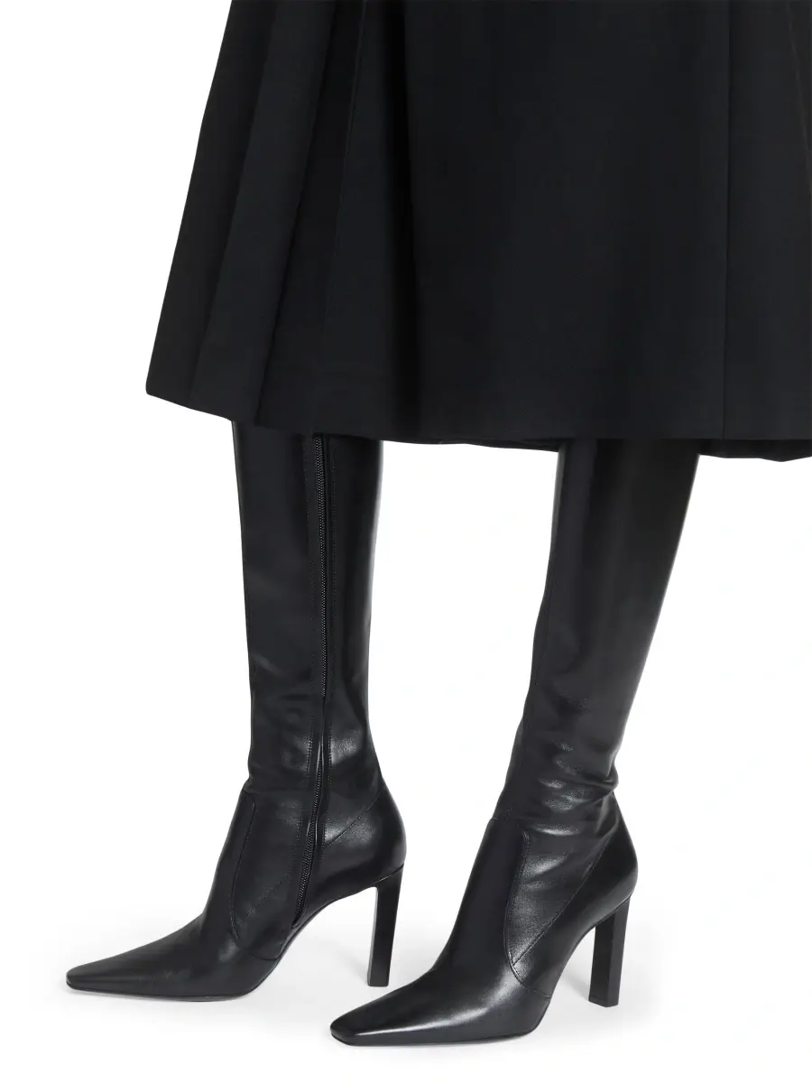 Saint Laurent Women's Francoise Boots in Smooth Leather - Black | Thumbnail 6 Saint Laurent Women's Francoise Boots in Smooth Leather - Black | Thumbnail 6