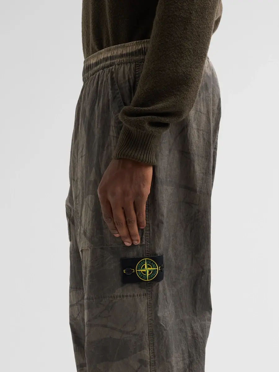 Stone Island Men's Camouflage Nylon Pants | Thumbnail 5 Stone Island Men's Camouflage Nylon Pants | Thumbnail 5