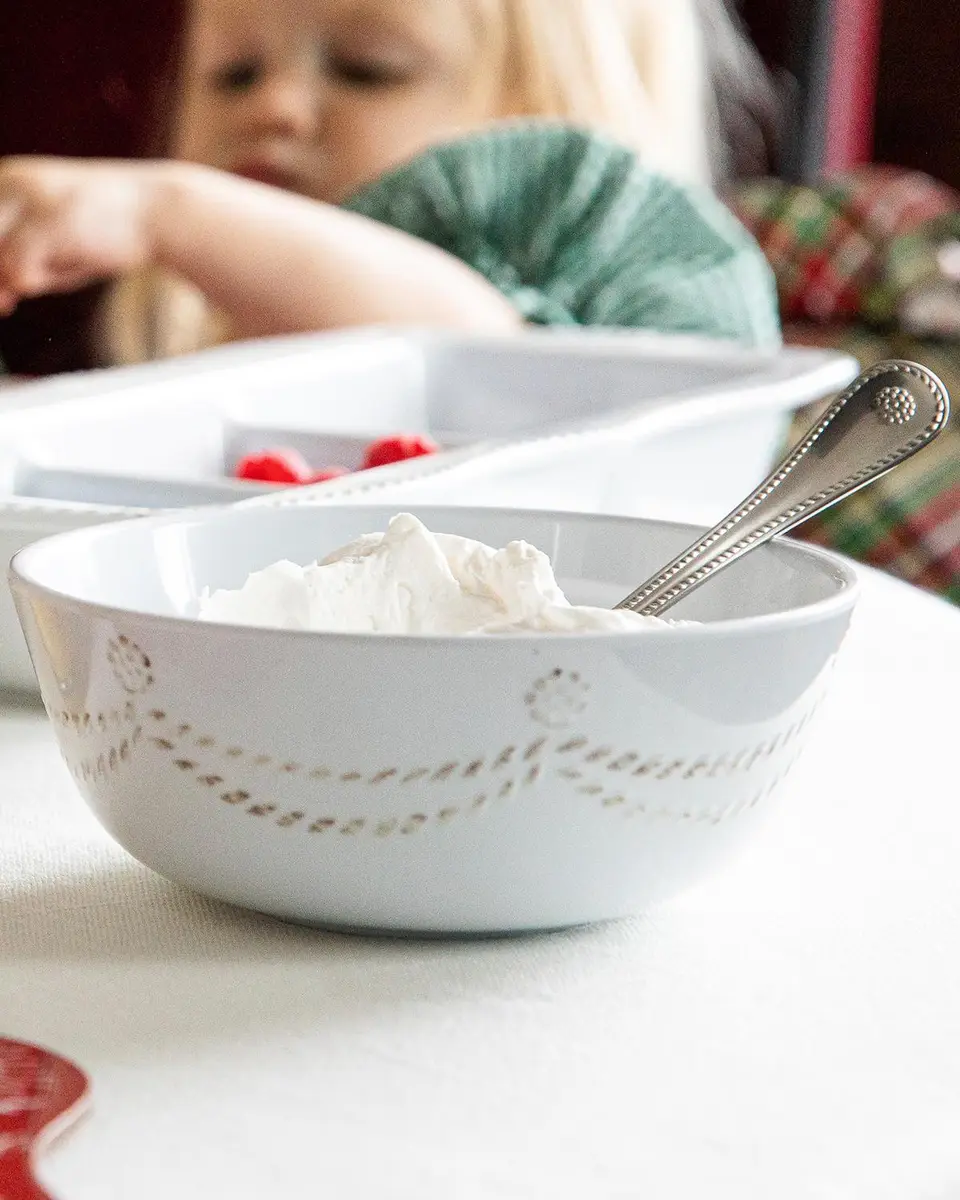 Juliska Berry & Thread Melamine Cereal/Ice Cream Bowl - Whitewash | Thumbnail 4 Juliska Berry & Thread Melamine Cereal/Ice Cream Bowl - Whitewash | Thumbnail 4