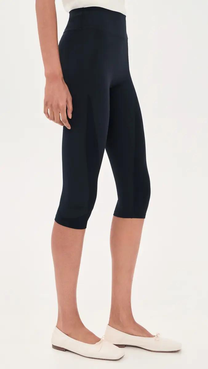 Runaway The Label Noa Capri Leggings | Thumbnail 4 Runaway The Label Noa Capri Leggings | Thumbnail 4