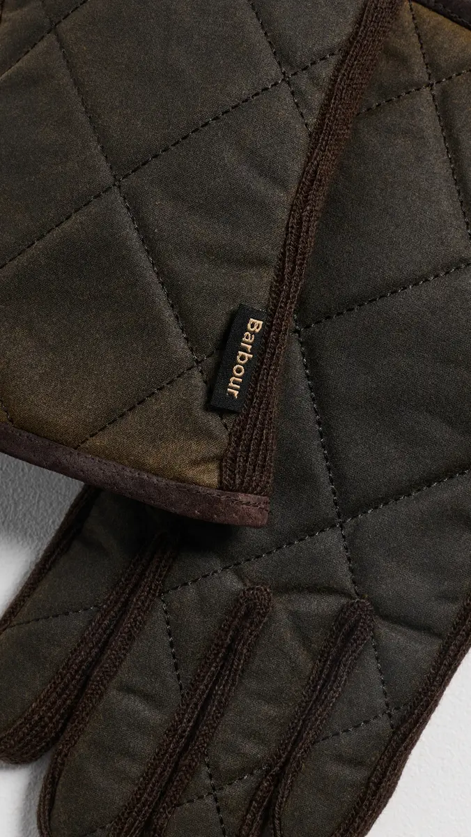 Barbour Westerdale Quilted Gloves | Thumbnail 3 Barbour Westerdale Quilted Gloves | Thumbnail 3