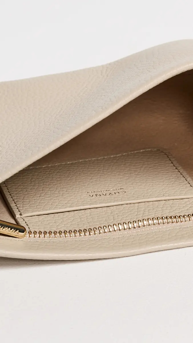 Cuyana Mini Zipper Pouch | Thumbnail 6 Cuyana Mini Zipper Pouch | Thumbnail 6