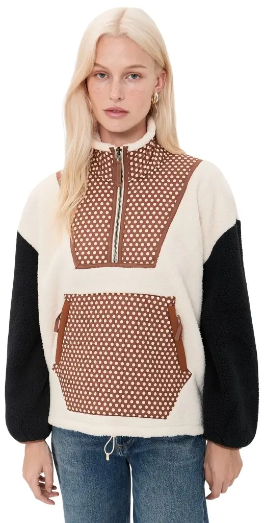 THE GREAT. Outdoors The Plush Crosswind Pullover