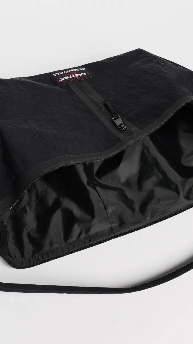 Fear of god Essentials Shell Bag | Thumbnail 6 Fear of god Essentials Shell Bag | Thumbnail 6