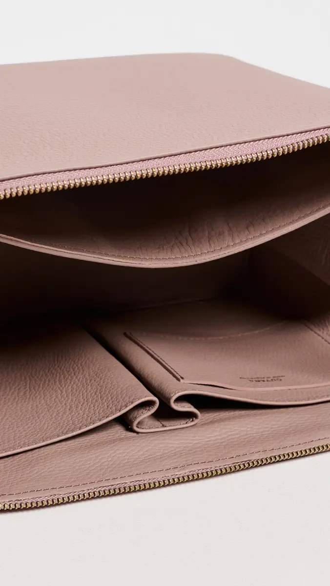 Cuyana Voyager Travel Case | Thumbnail 6 Cuyana Voyager Travel Case | Thumbnail 6