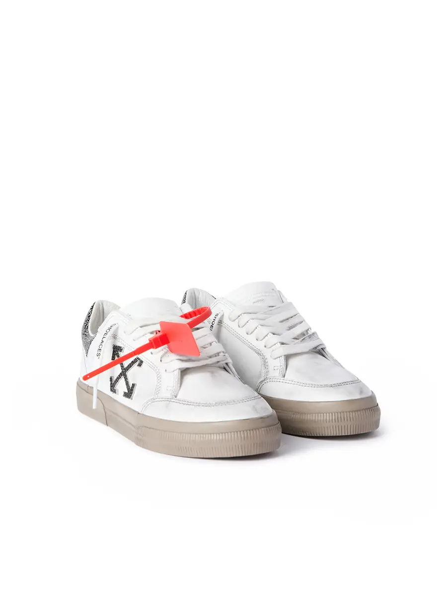 Off-White Vulcanized Low Worn Out Sneakers | Thumbnail 2 Off-White Vulcanized Low Worn Out Sneakers | Thumbnail 2