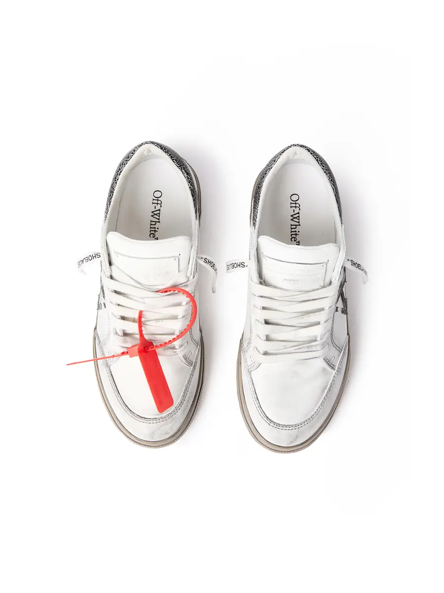 Off-White Vulcanized Low Worn Out Sneakers | Thumbnail 3 Off-White Vulcanized Low Worn Out Sneakers | Thumbnail 3