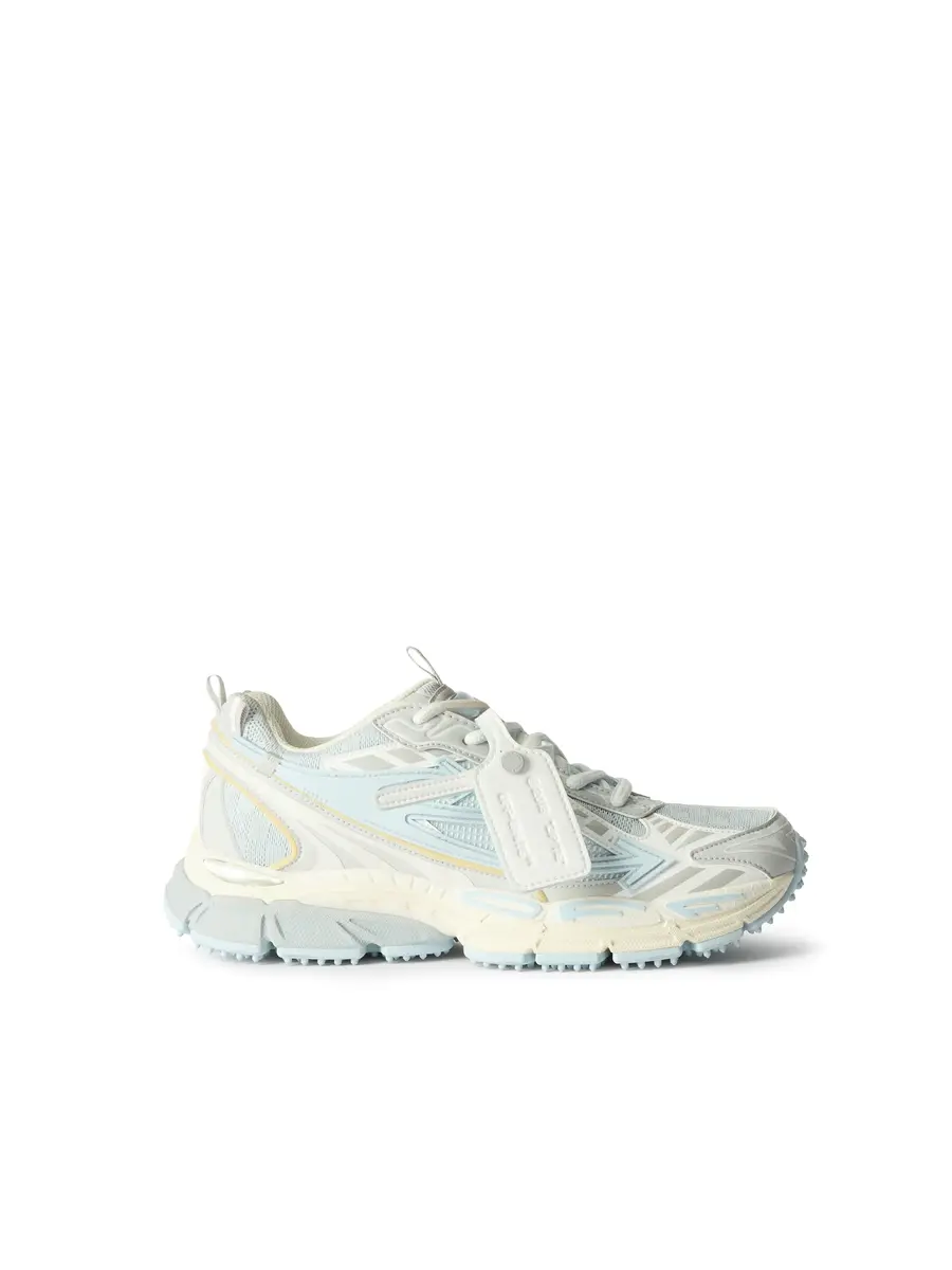 Be Right Back Sneakers Be Right Back Sneakers