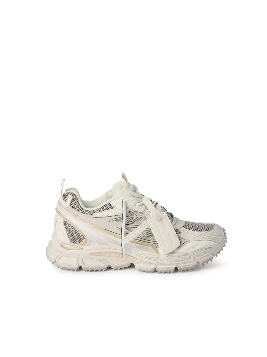 Be Right Back Worn Out Sneakers Be Right Back Worn Out Sneakers