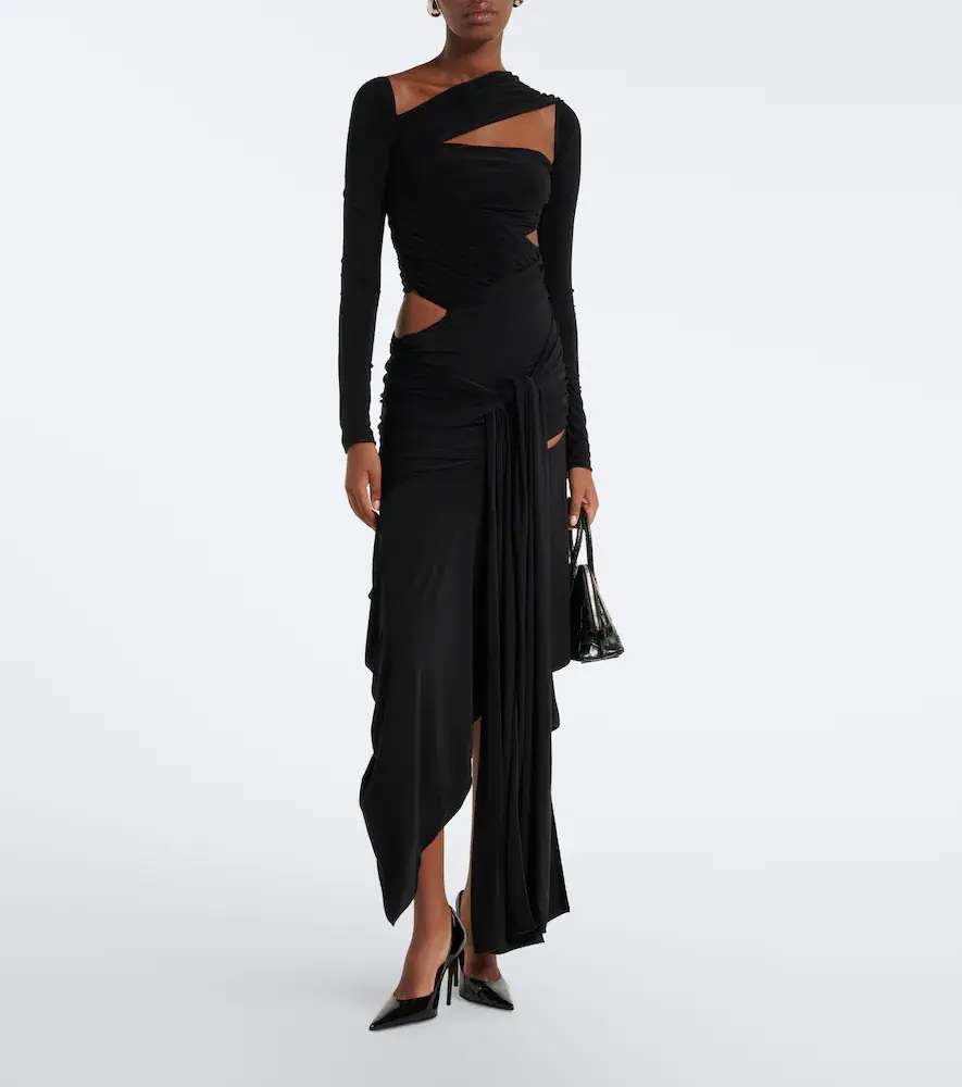 Amina Muaddi Anok patent leather pumps | Thumbnail 5 Amina Muaddi Anok patent leather pumps | Thumbnail 5