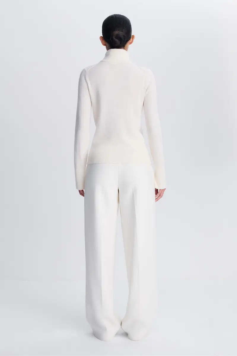 Simkhai Fenwick Cashmere Turtleneck | Thumbnail 4 Simkhai Fenwick Cashmere Turtleneck | Thumbnail 4