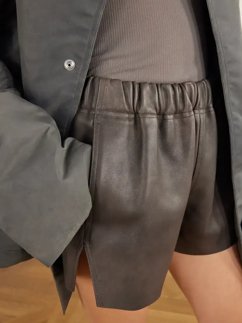 Rick Owens Delave Gathered Textured-leather Shorts | Thumbnail 5