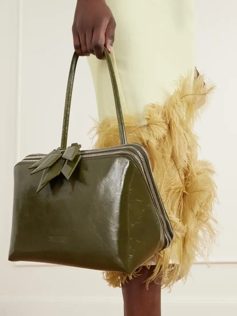 The Attico L'altra Di Milano Crinkled Patent-leather Shoulder Bag | Thumbnail 2 The Attico L'altra Di Milano Crinkled Patent-leather Shoulder Bag | Thumbnail 2