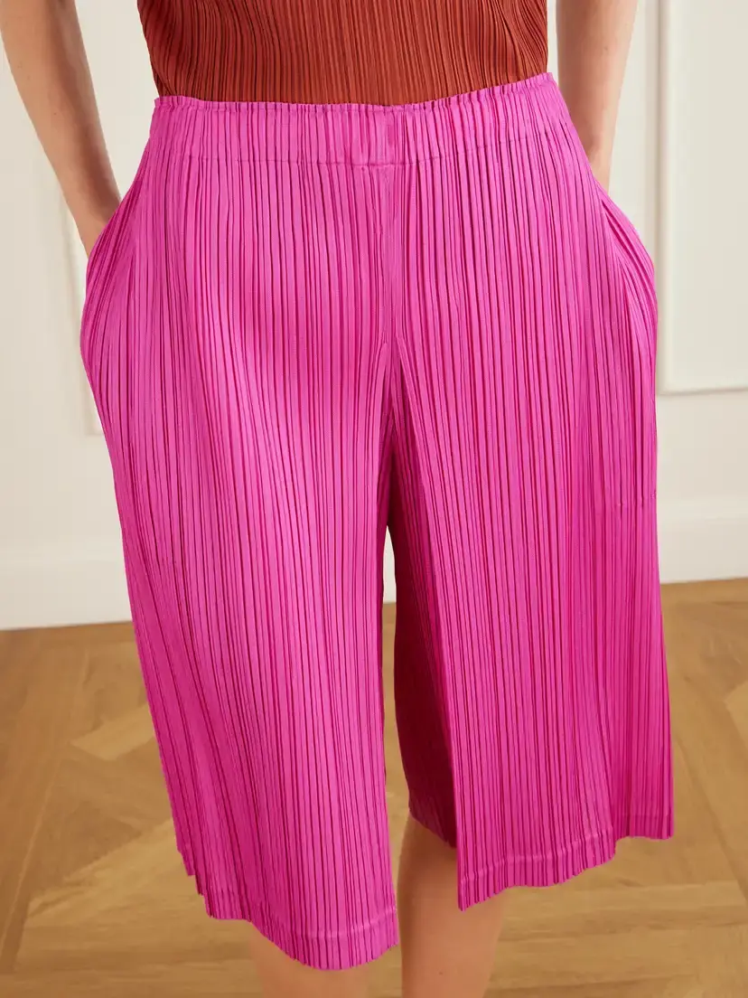 Pleats Please Issey Miyake September Plissé Shorts | Thumbnail 5
